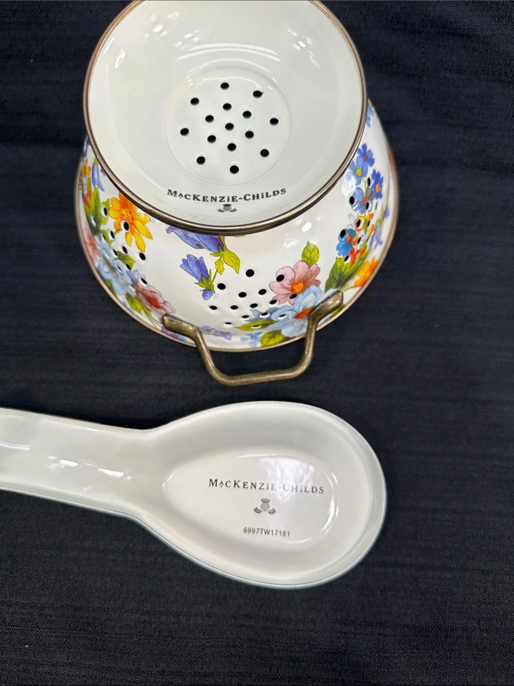 MacKenzie-Childs White Flower Market Set Colander & Spoon Rest Metal Enamelware
